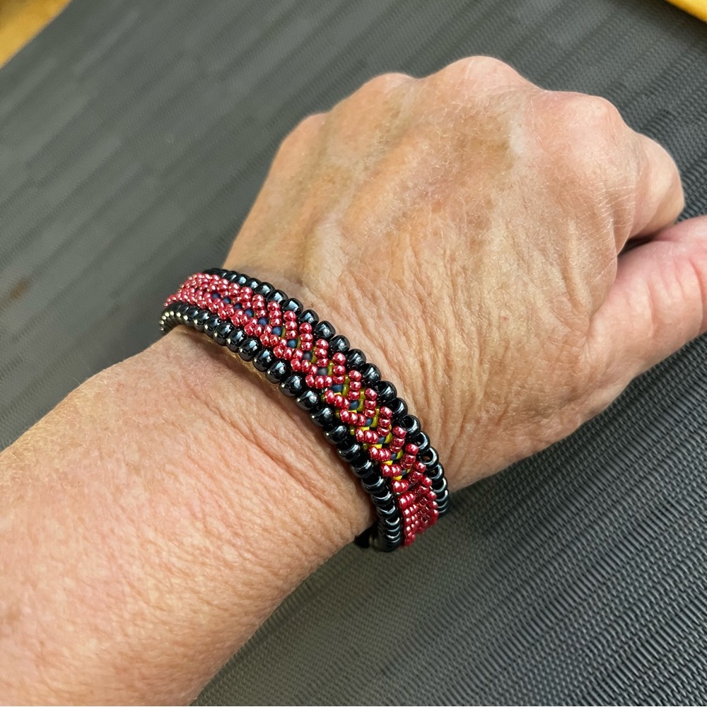 Loom Beaded 2 Sided Bracelet - Black & Pinkish/Red - Black, Yellow & Green